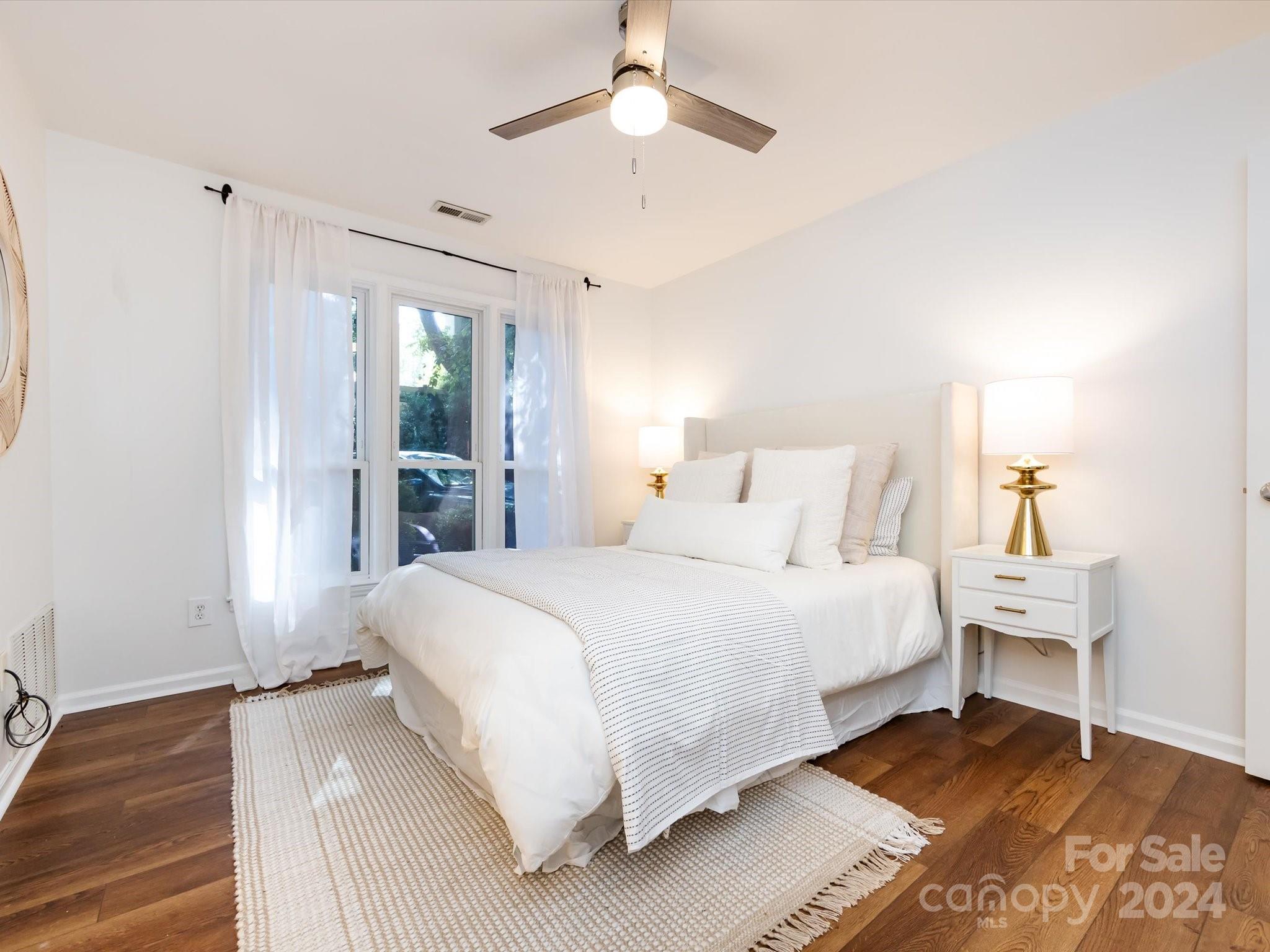 601 Queens Condominiums - Residential