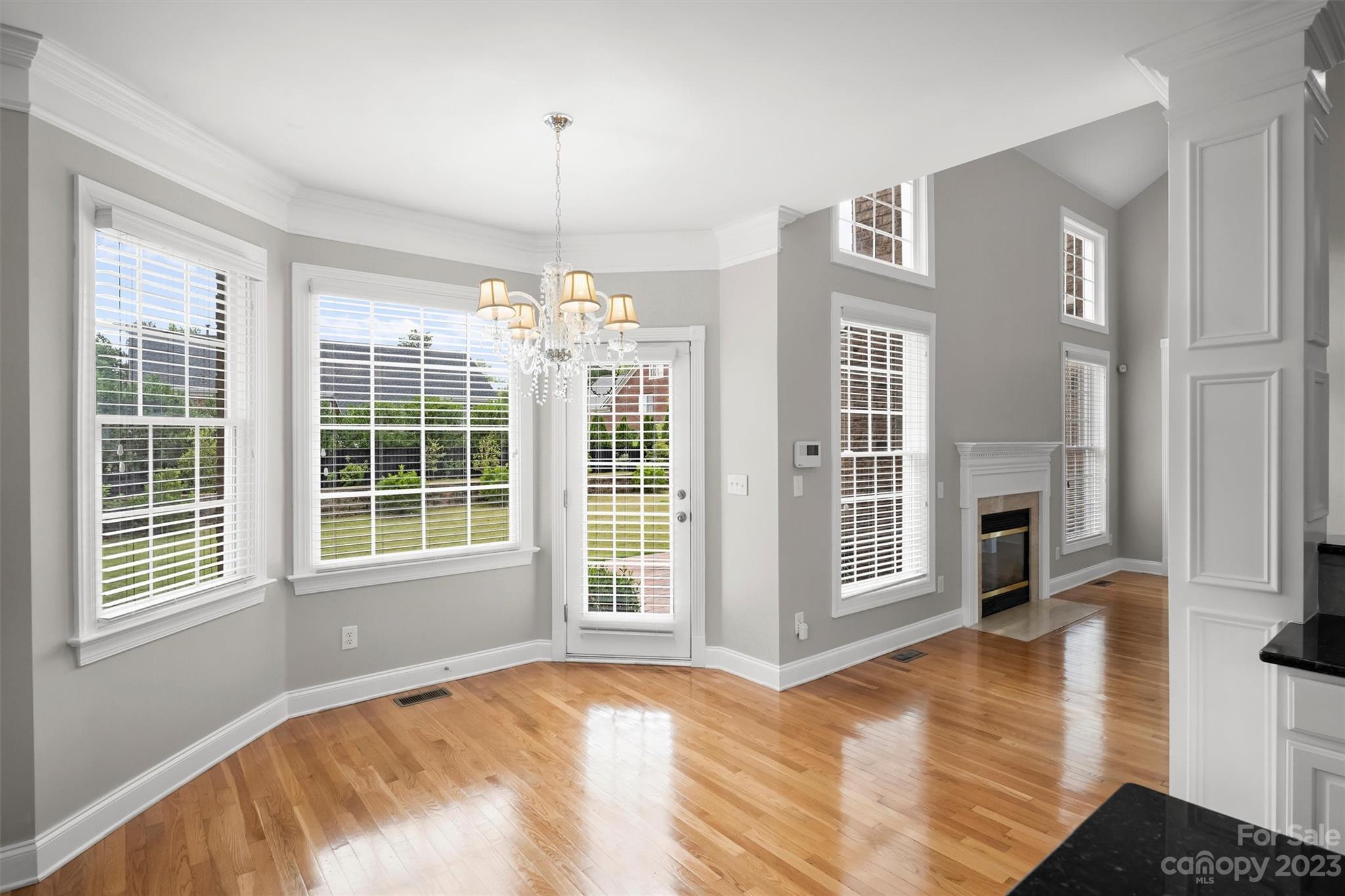 Lake Shore - Residential