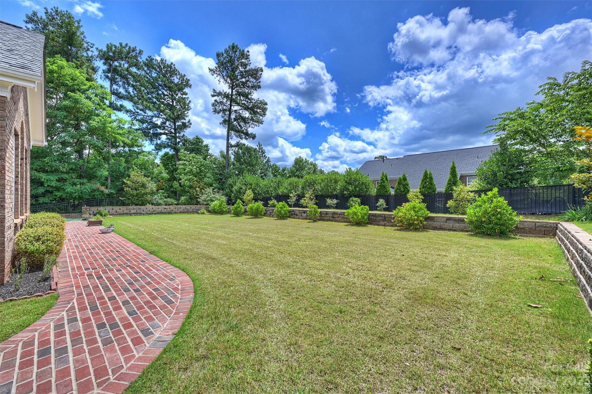 Lake Shore - Residential