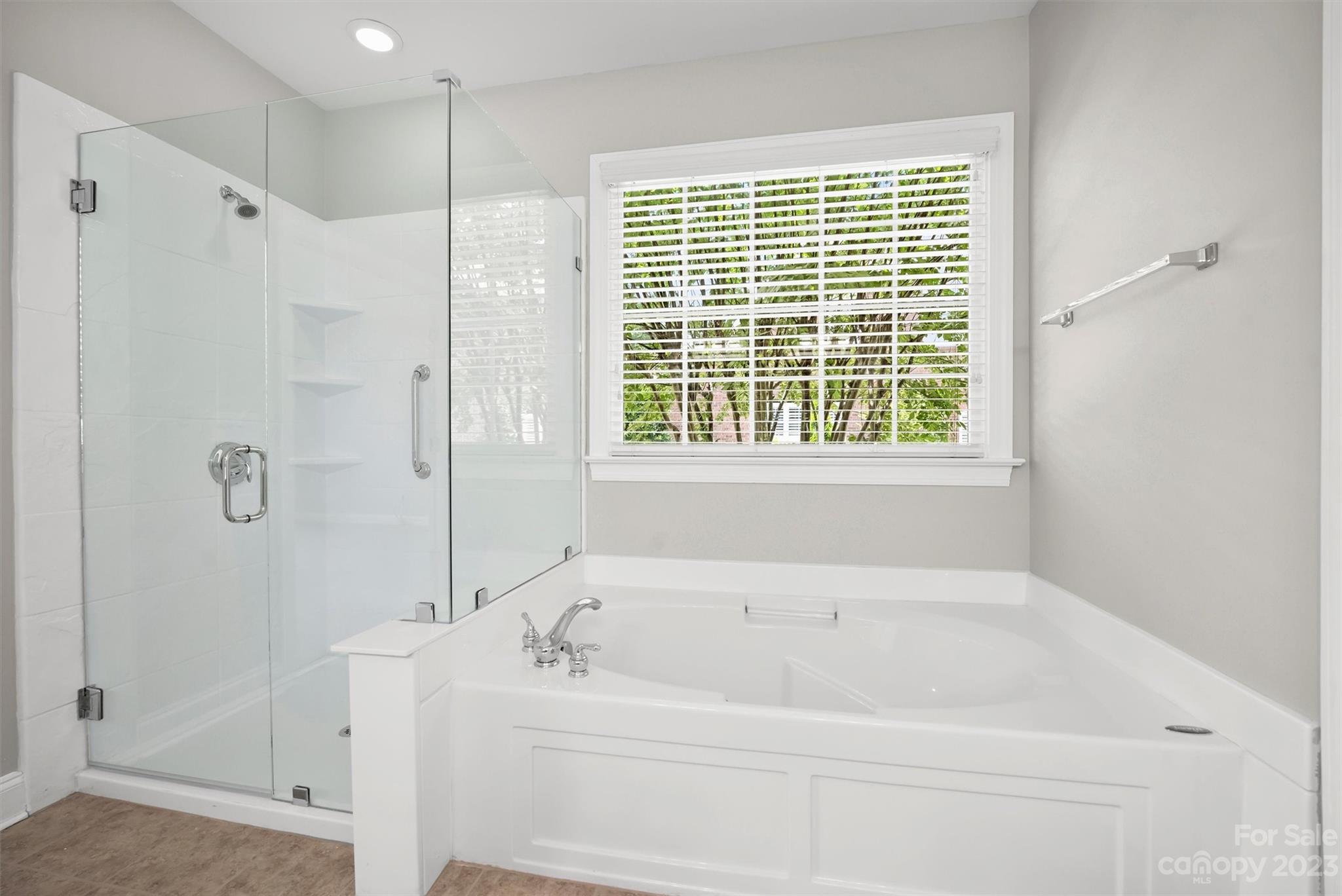 Lake Shore - Residential