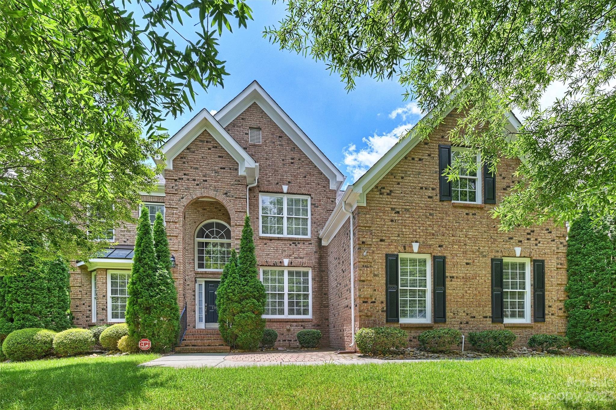 Lake Shore - Residential