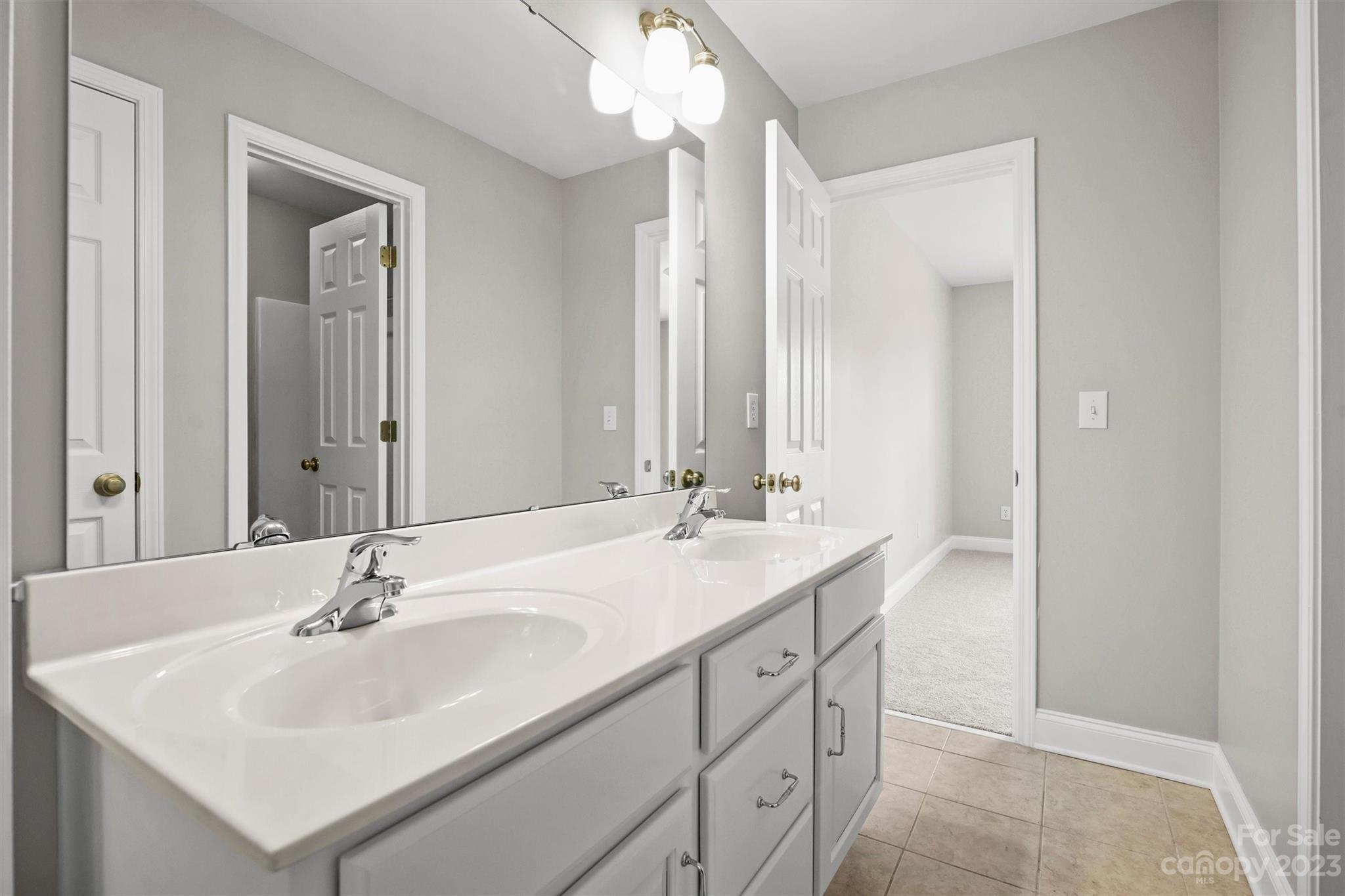 Lake Shore - Residential