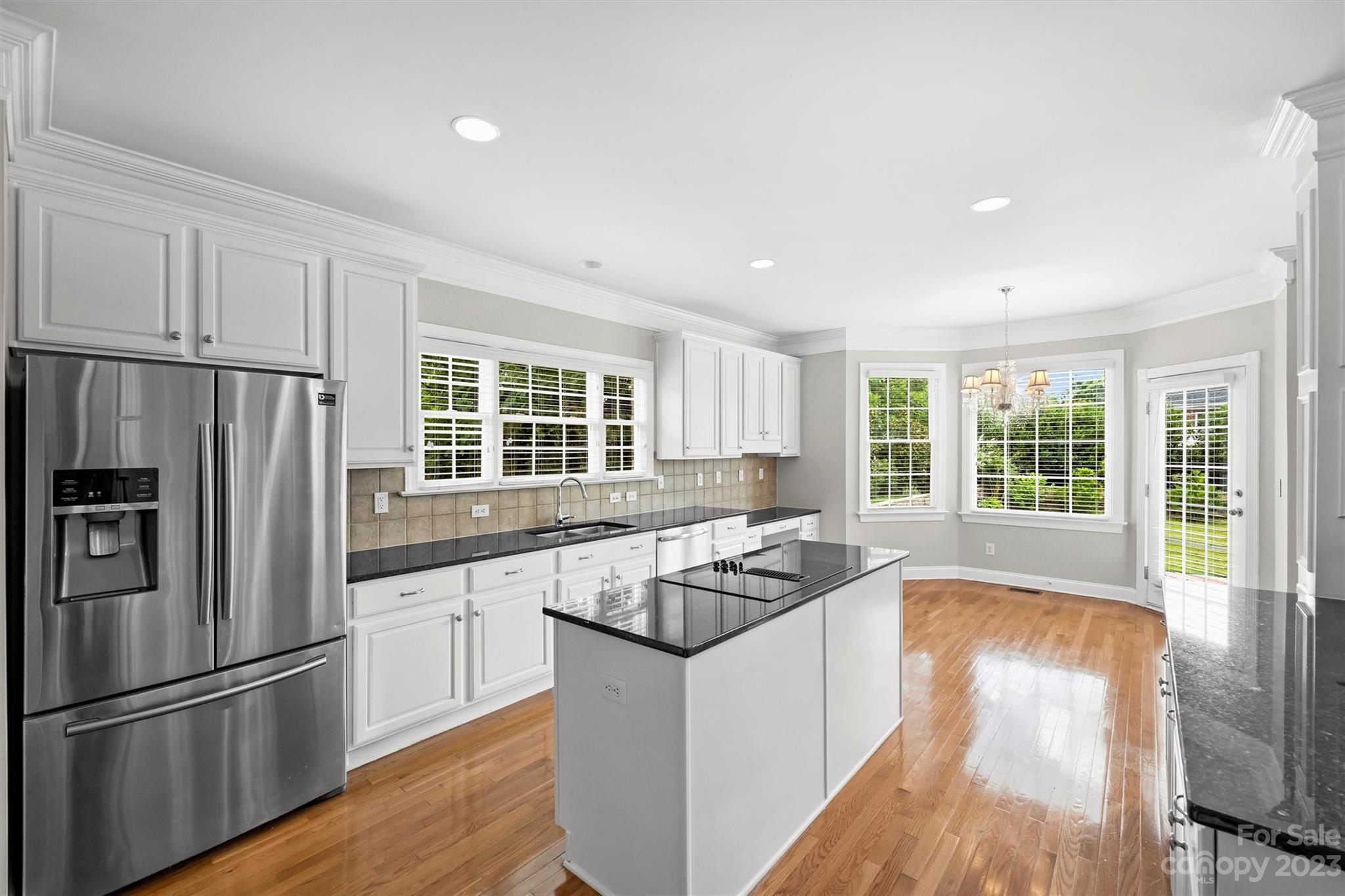 Lake Shore - Residential