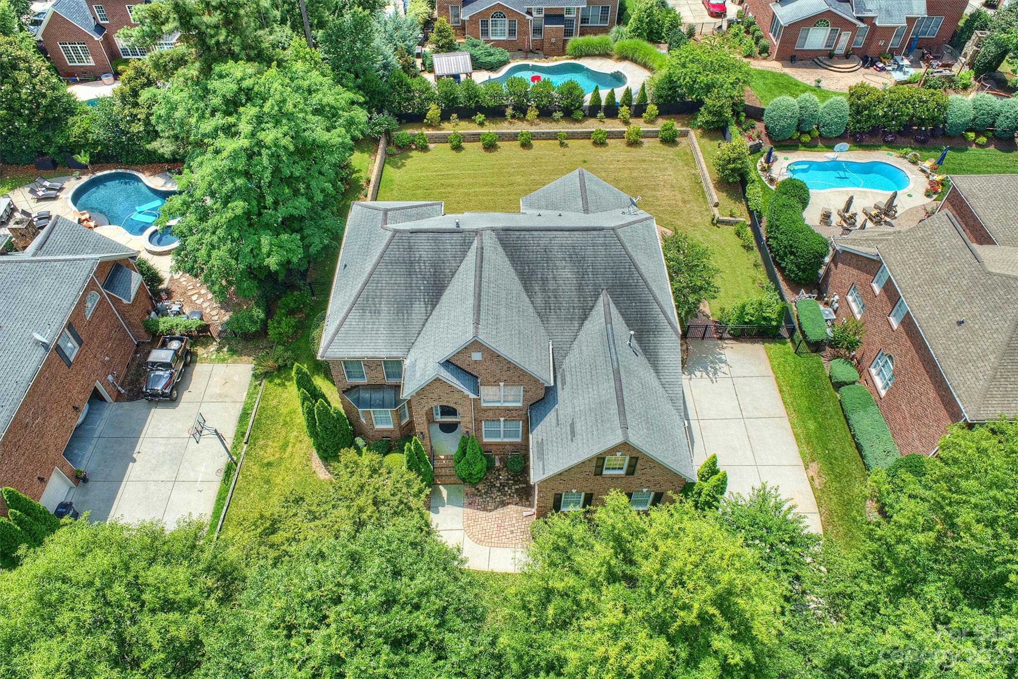 Lake Shore - Residential