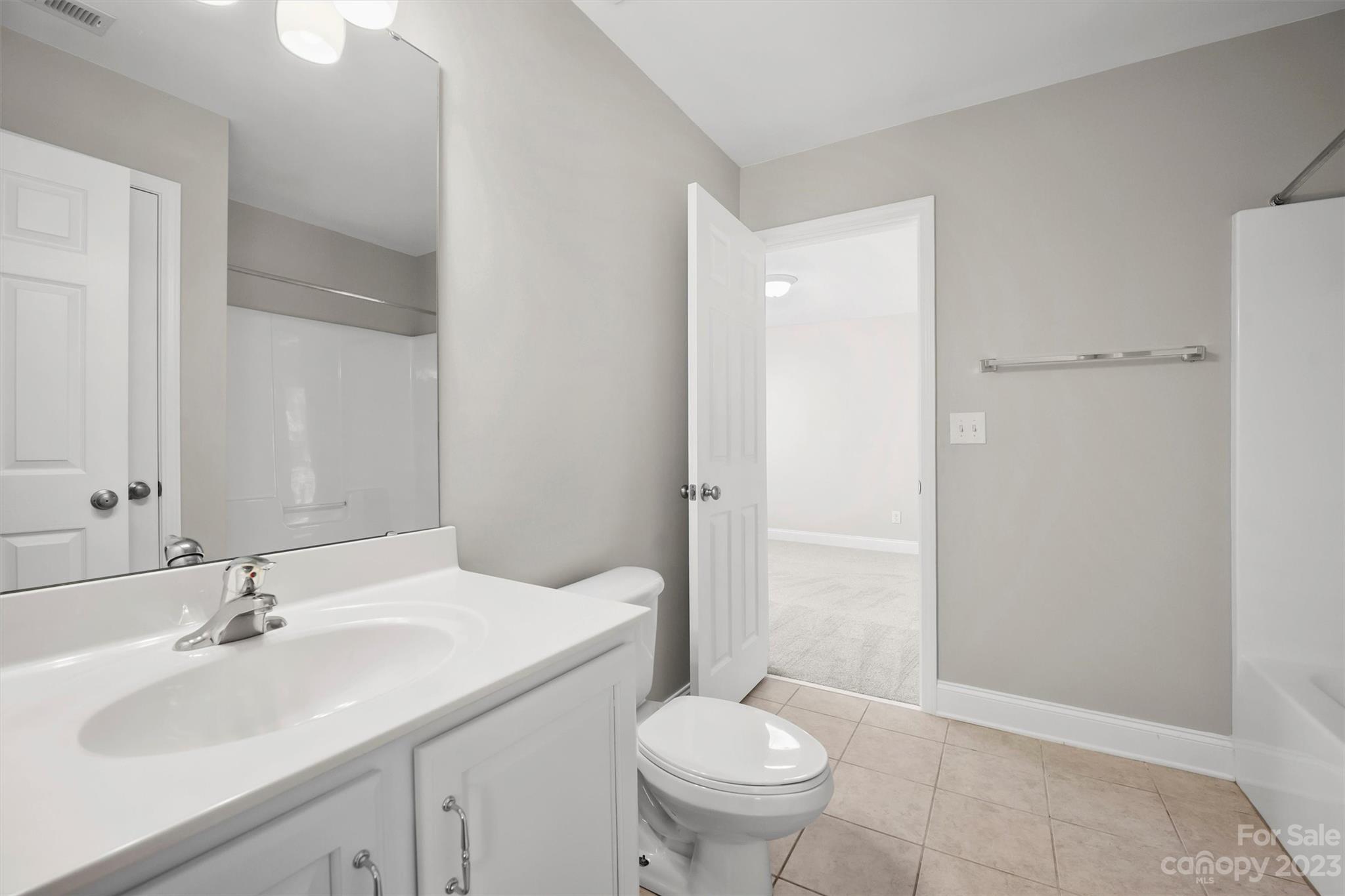 Lake Shore - Residential