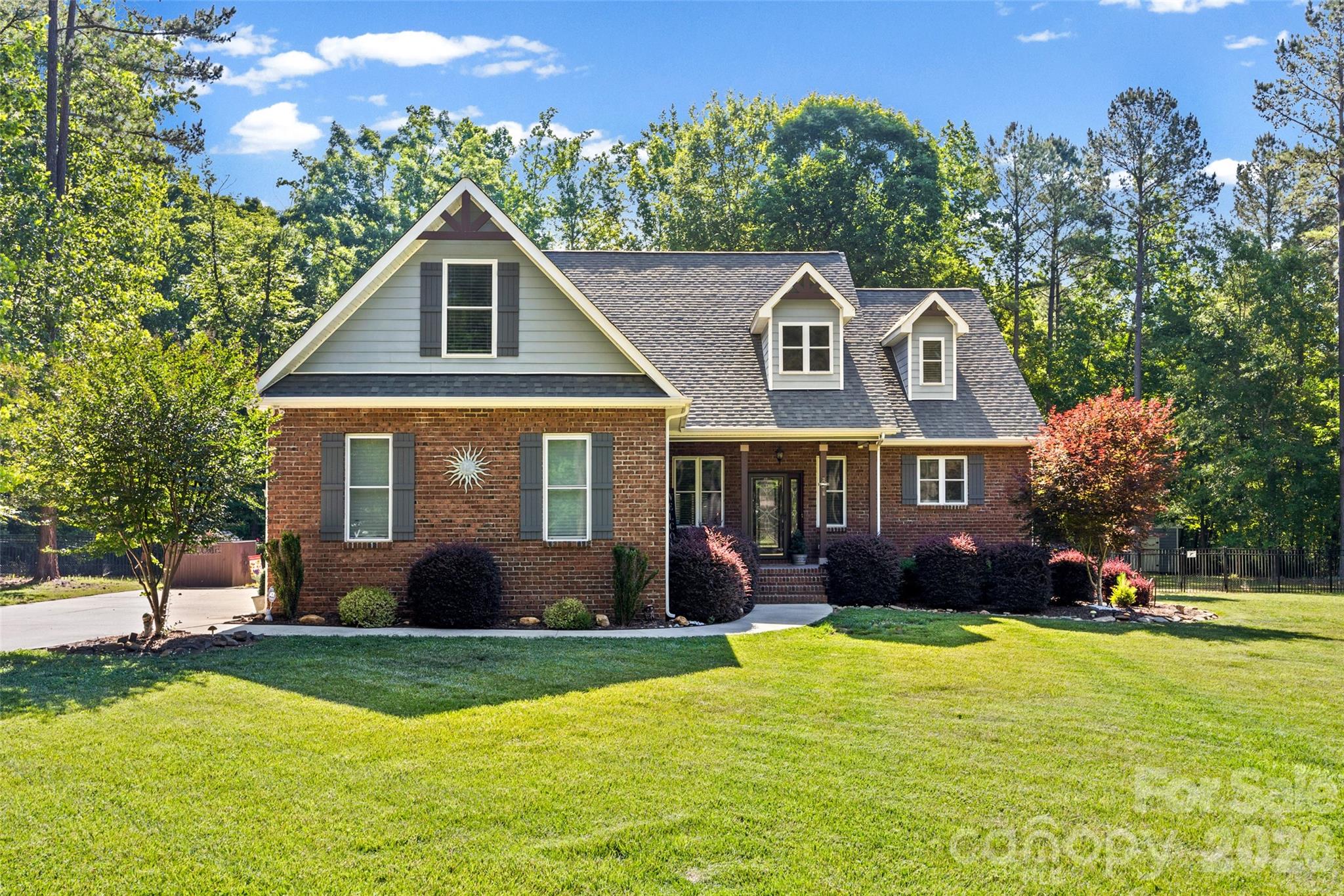 Henrys Glen - Residential