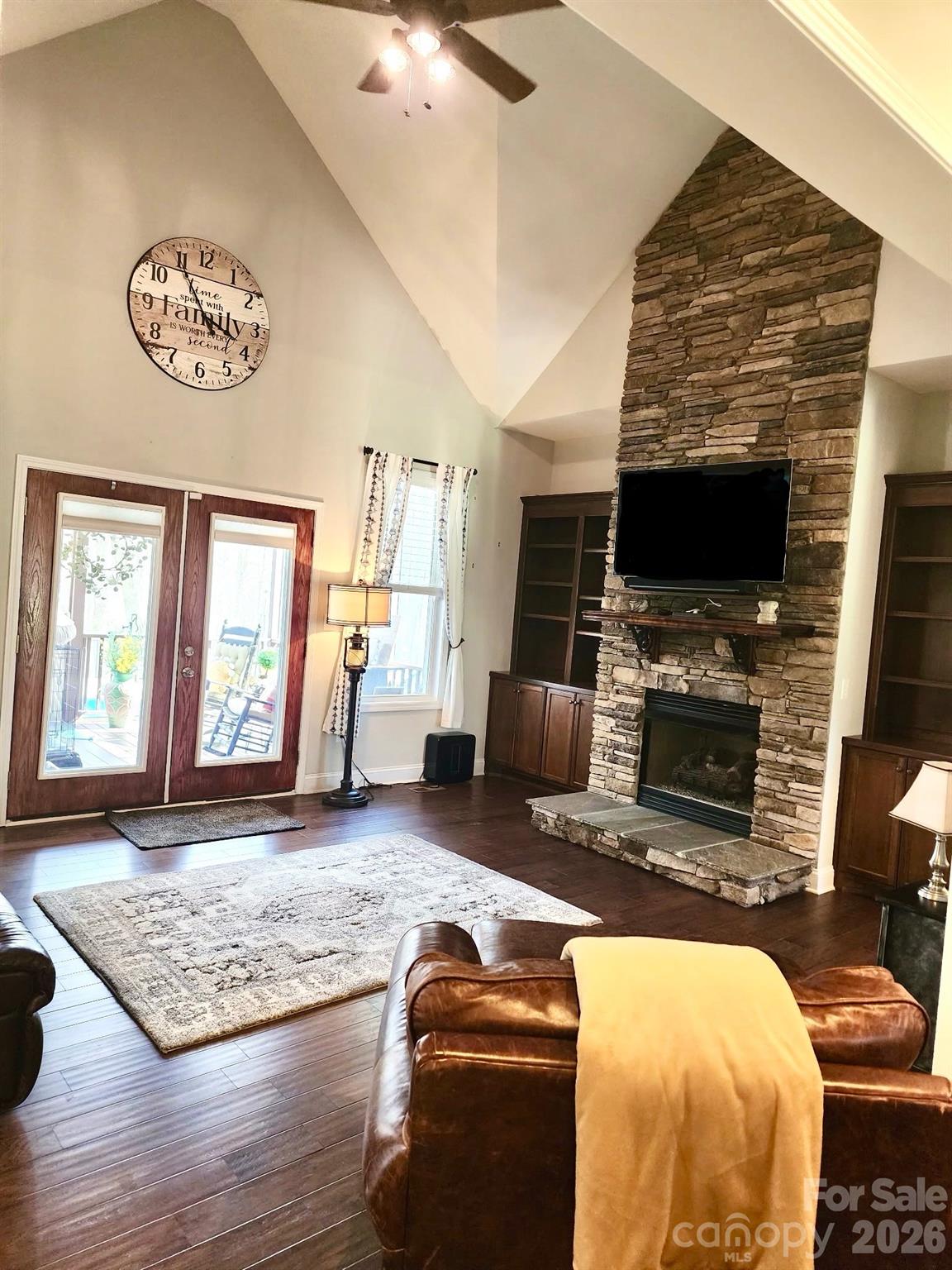 Henrys Glen - Residential