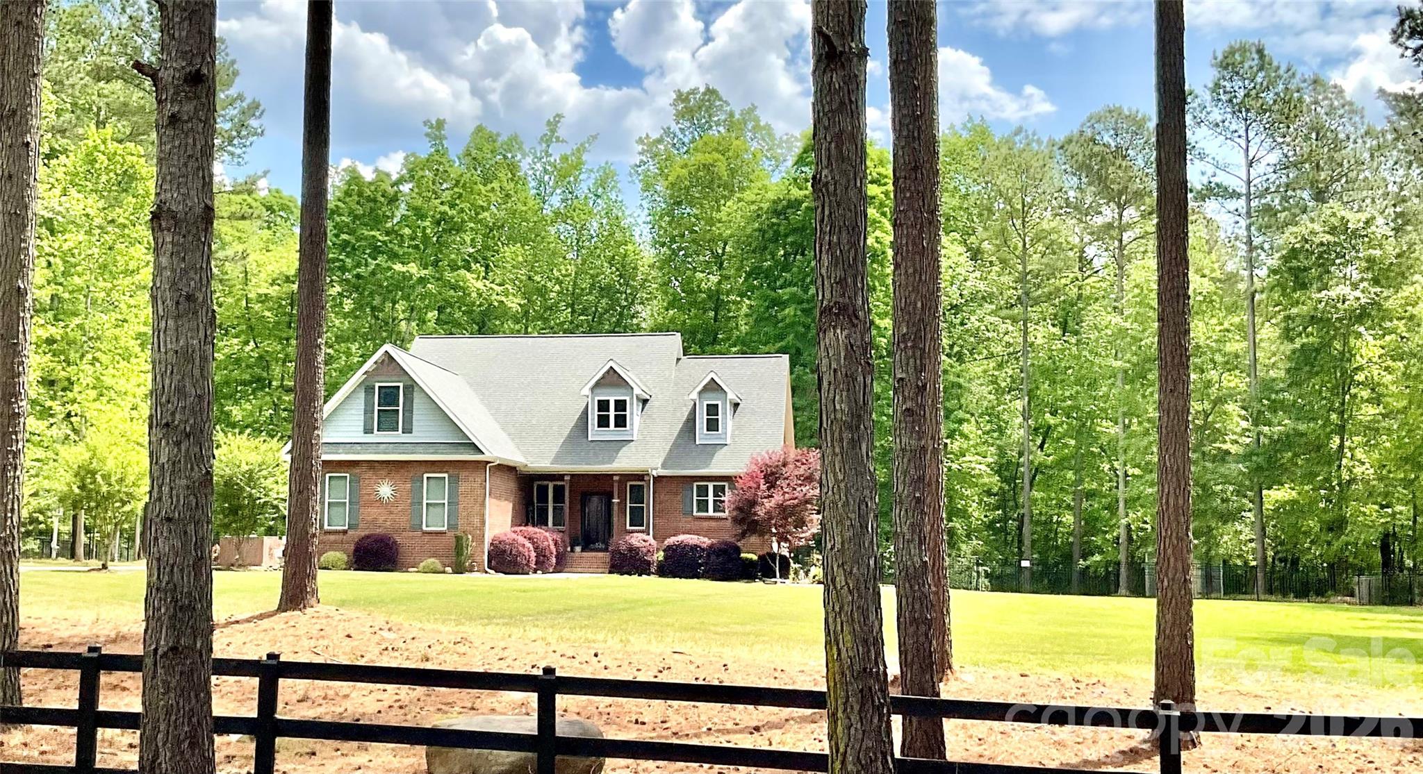 Henrys Glen - Residential