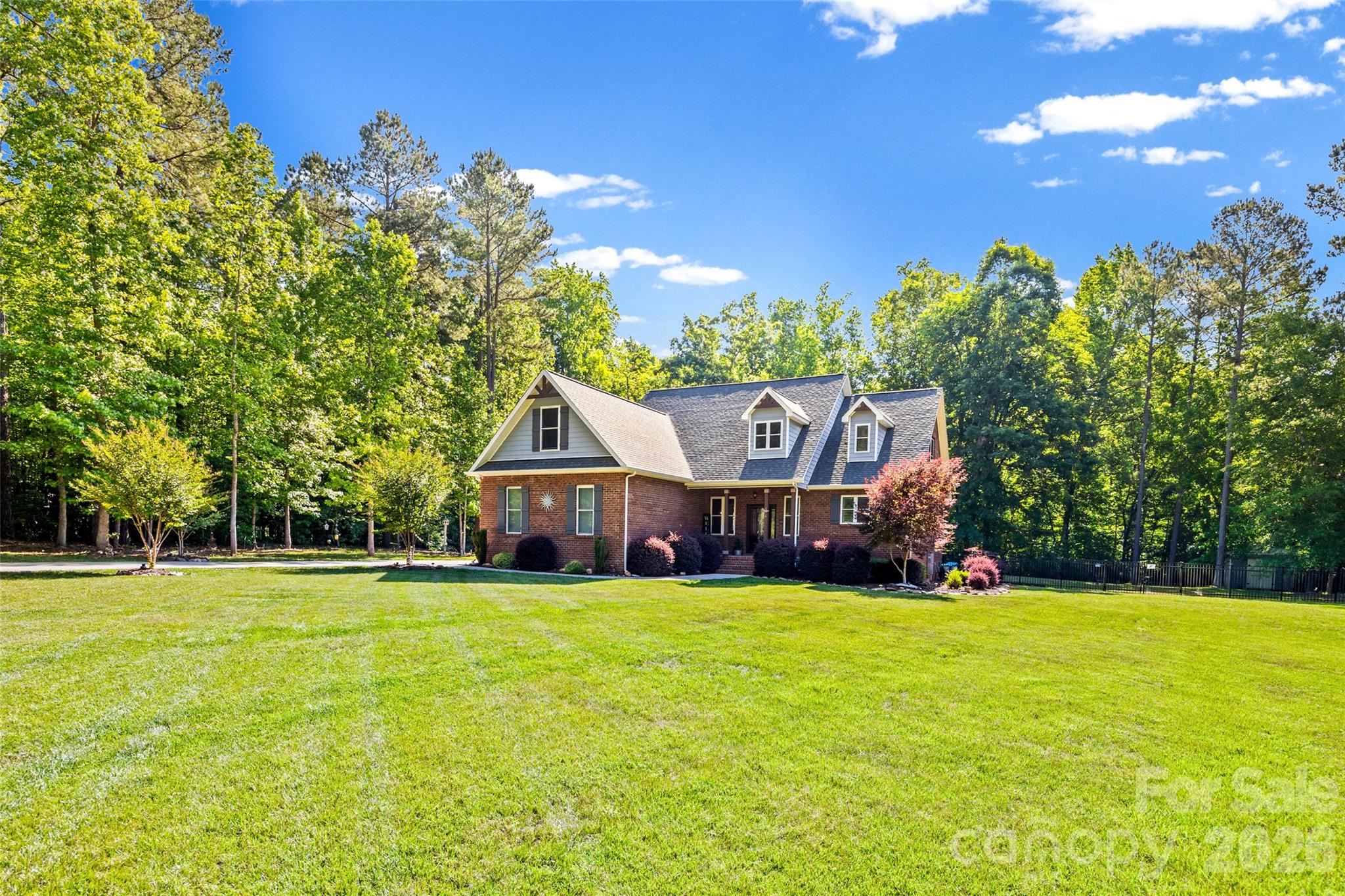 Henrys Glen - Residential