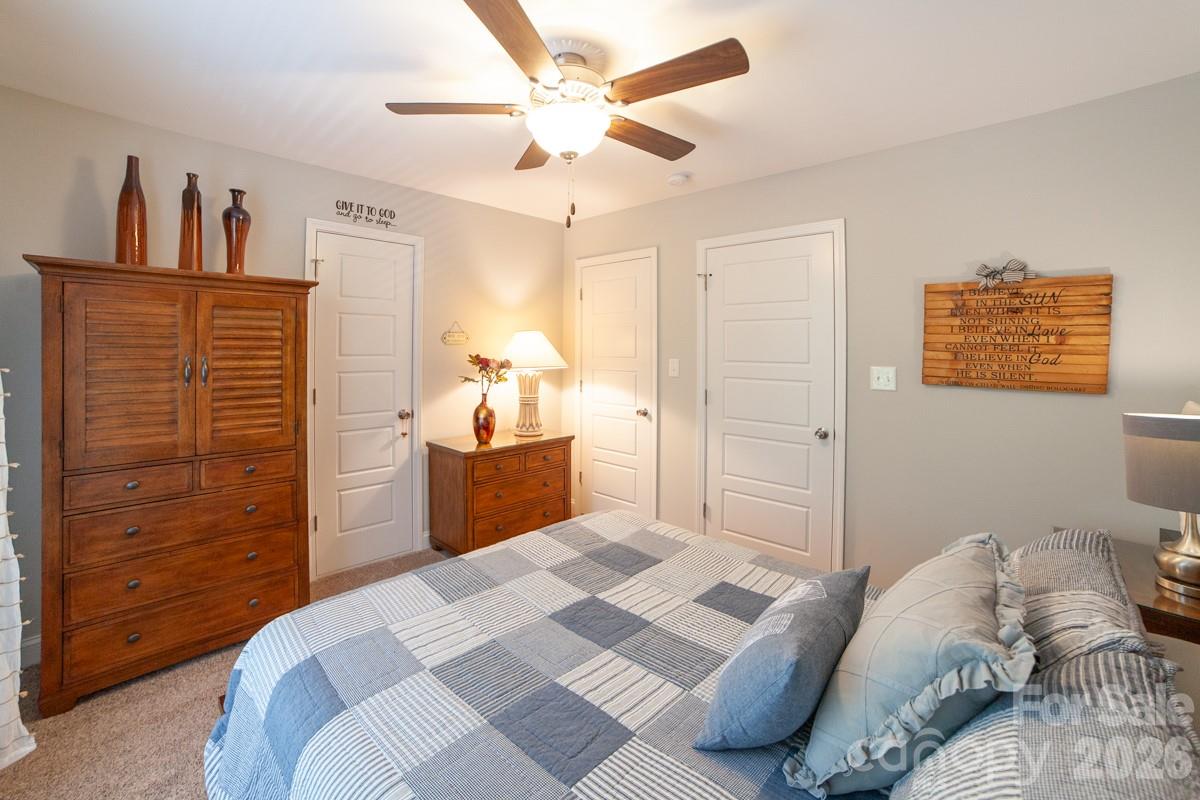 Henrys Glen - Residential