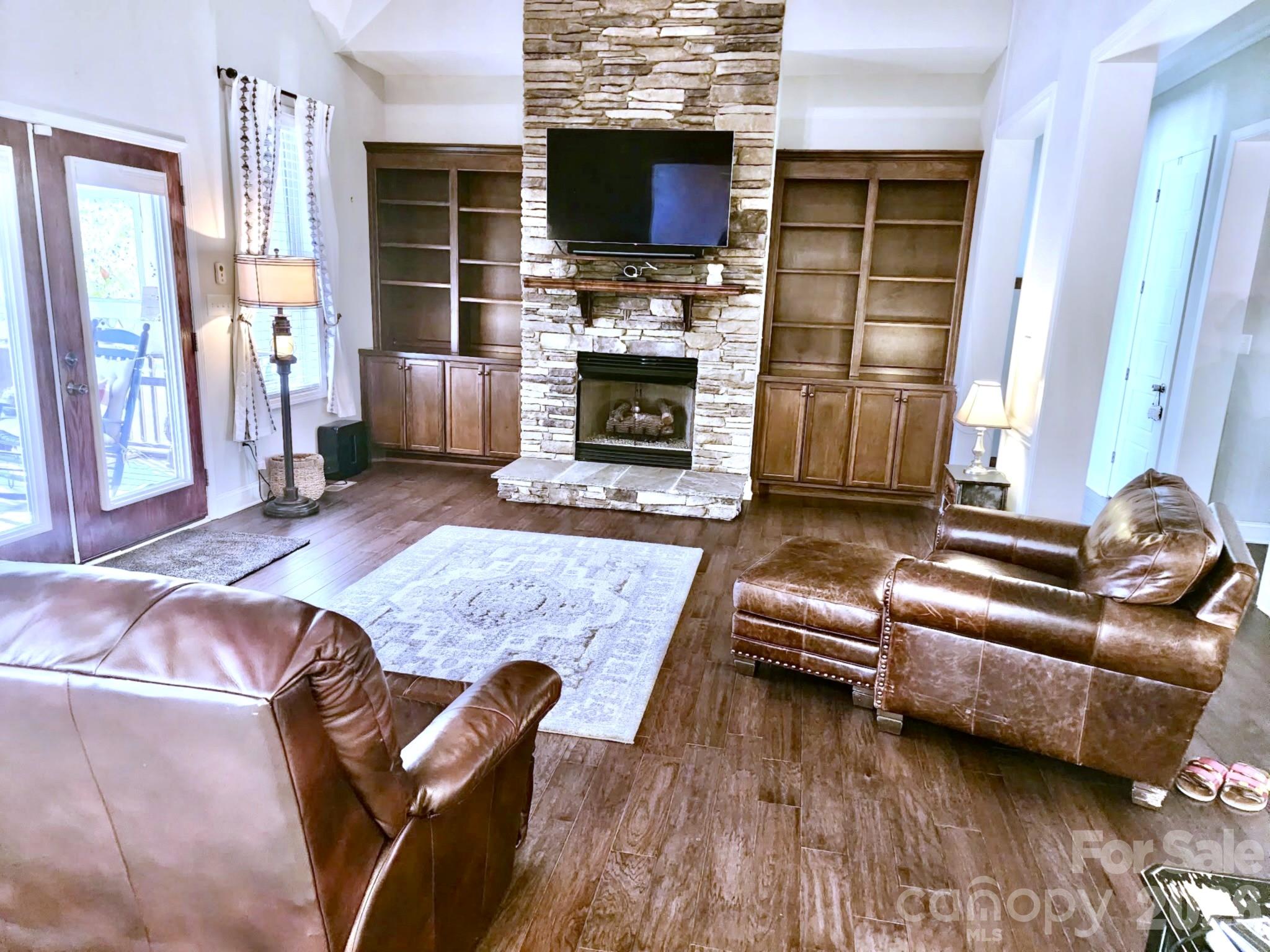 Henrys Glen - Residential