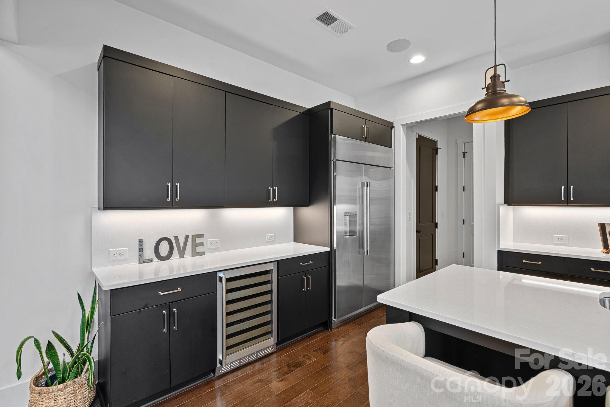 Beverly - Residential