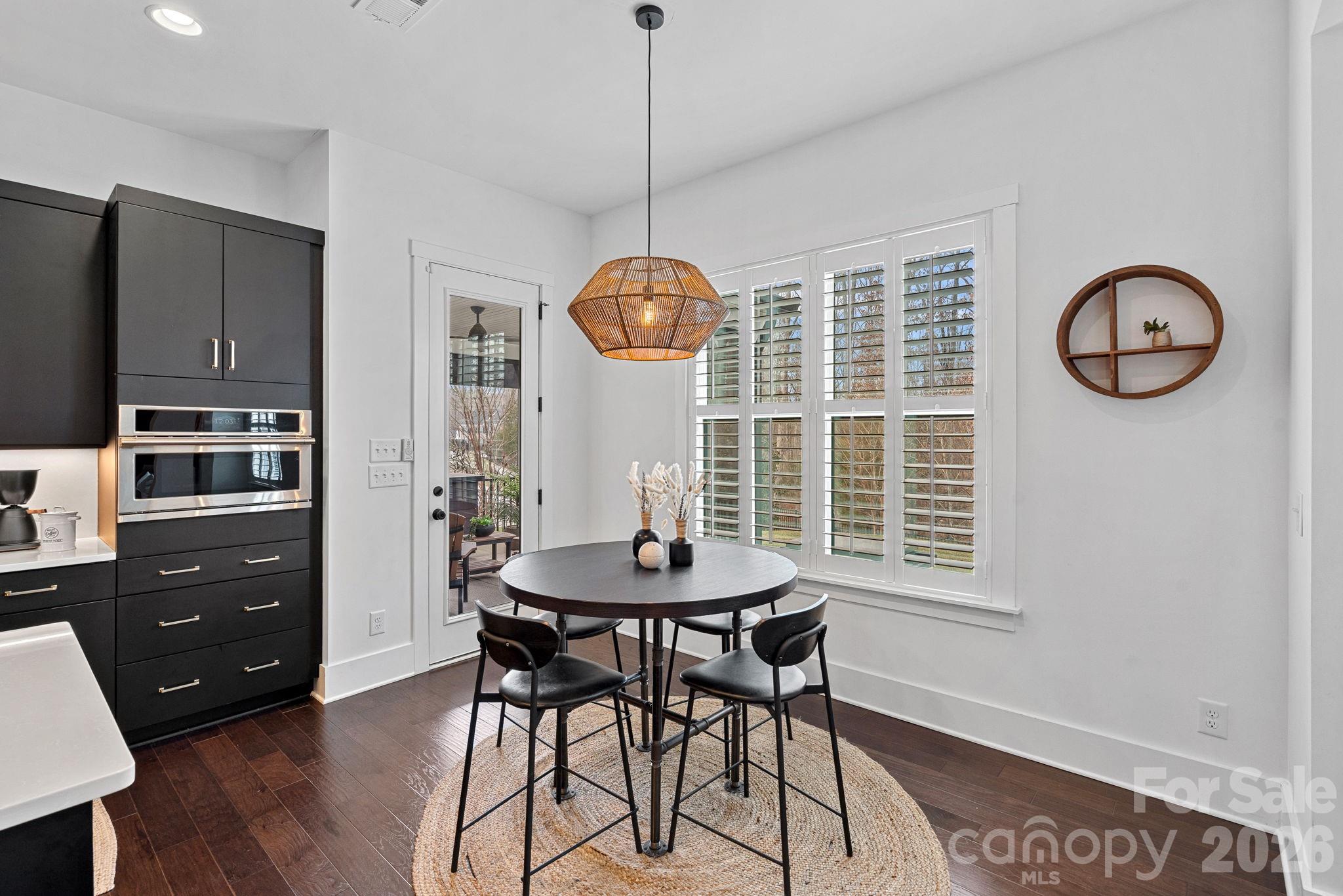 Beverly - Residential