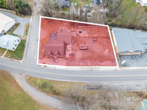 595 N Main Street Waynesville NC 28786