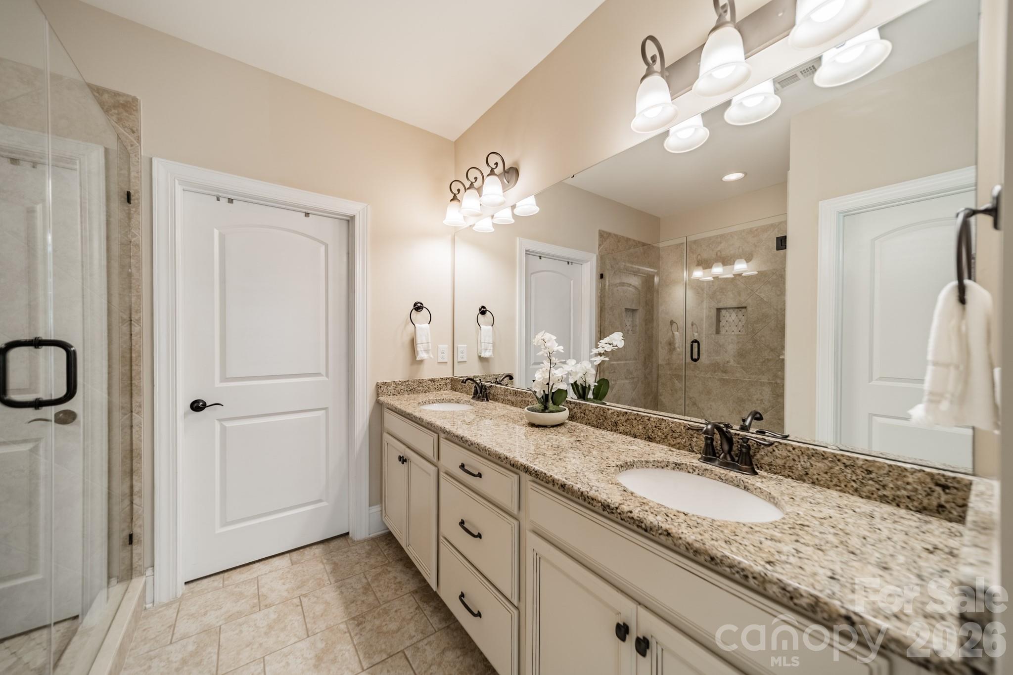 Beacon Knoll Villas - Residential