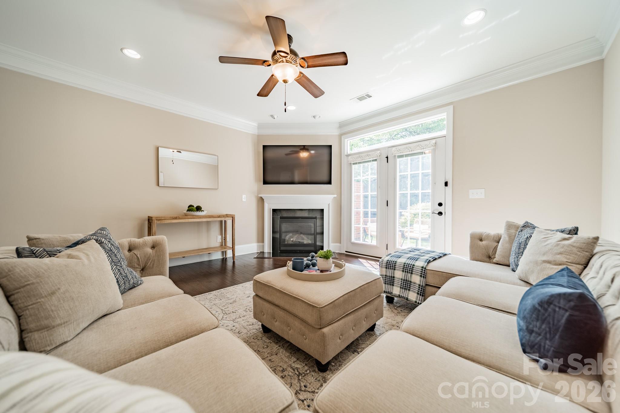 Beacon Knoll Villas - Residential