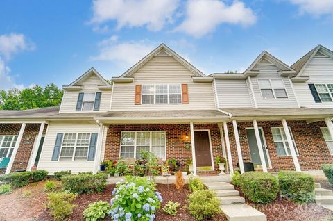 Townhouse in Charlotte NC 10549 Yellow Rose Lane.jpg