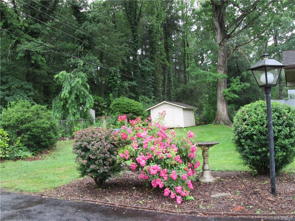 Brookland Manor - Residential