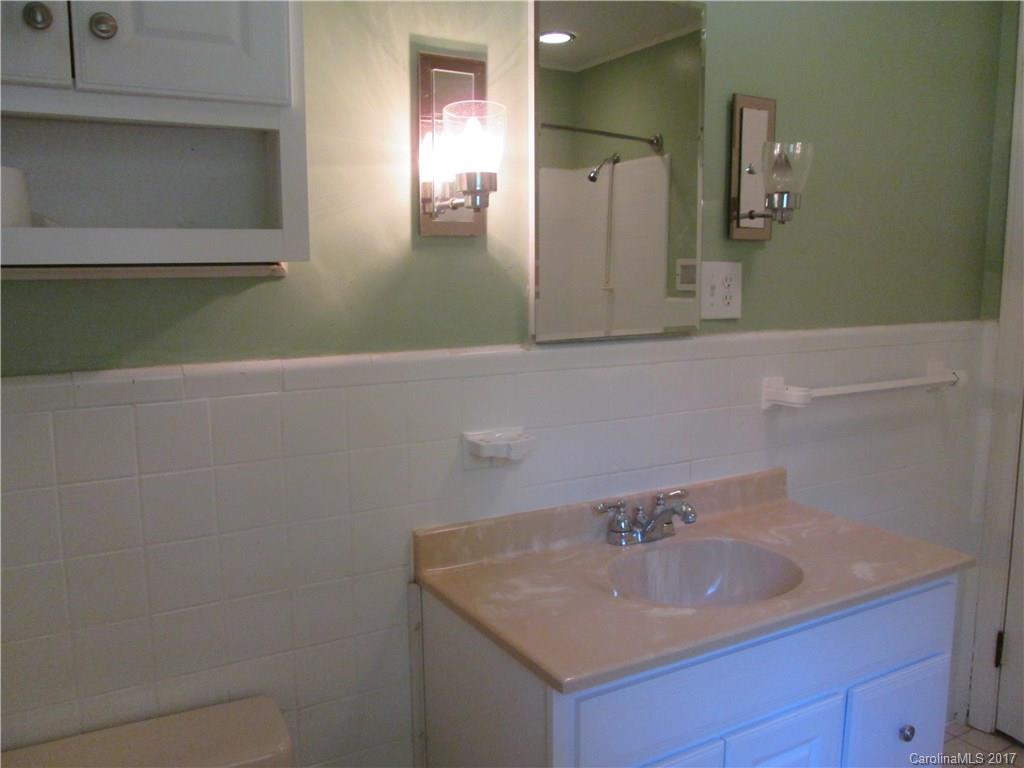 Brookland Manor - Residential