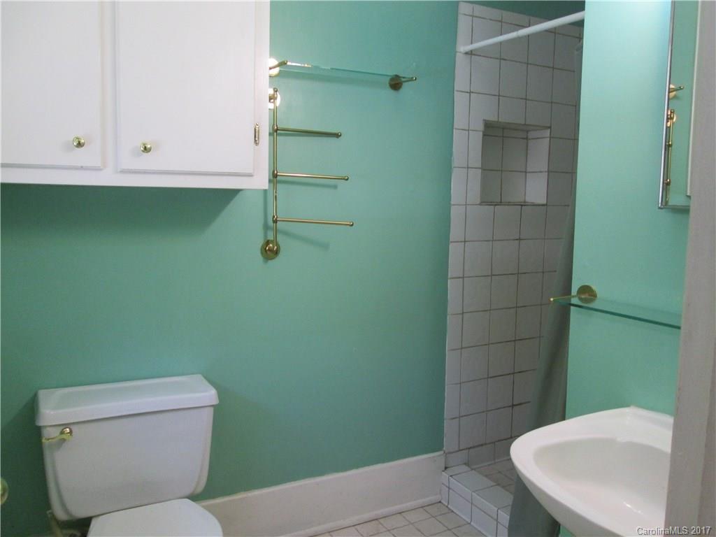 Brookland Manor - Residential