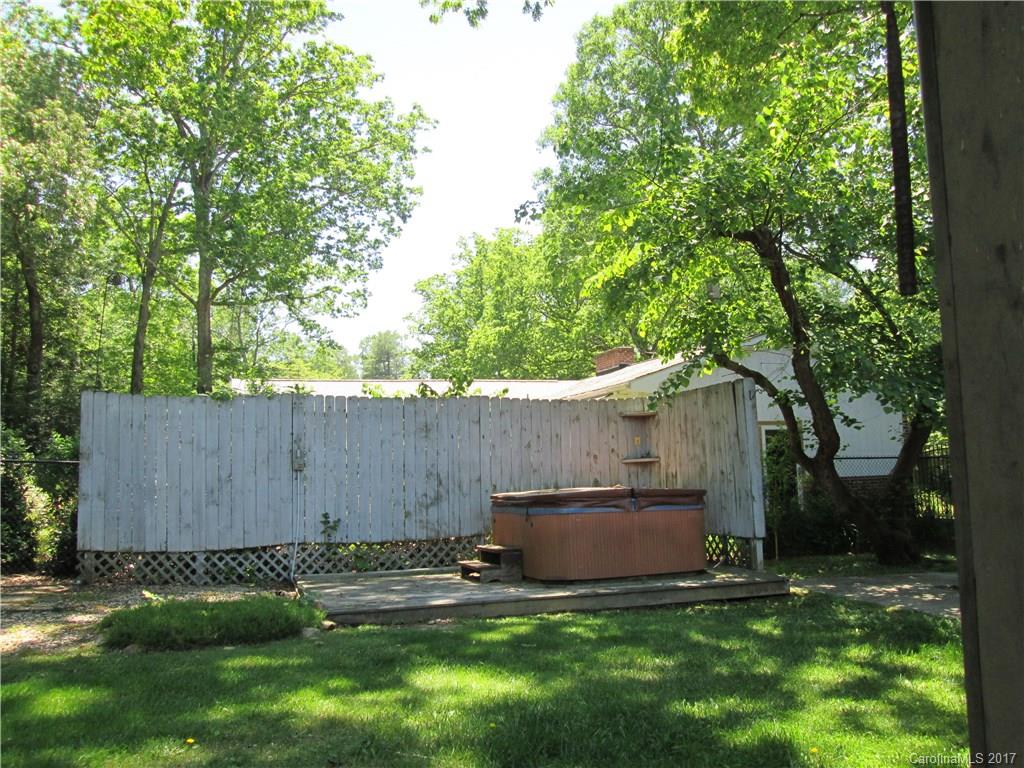 Brookland Manor - Residential