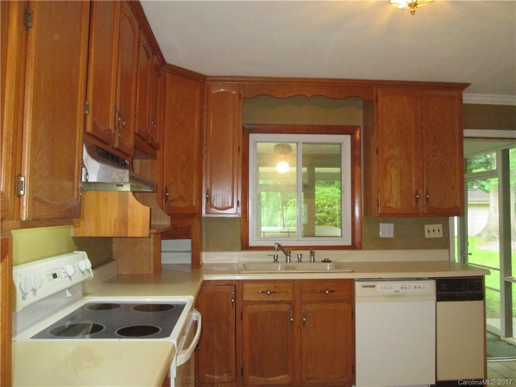 Brookland Manor - Residential