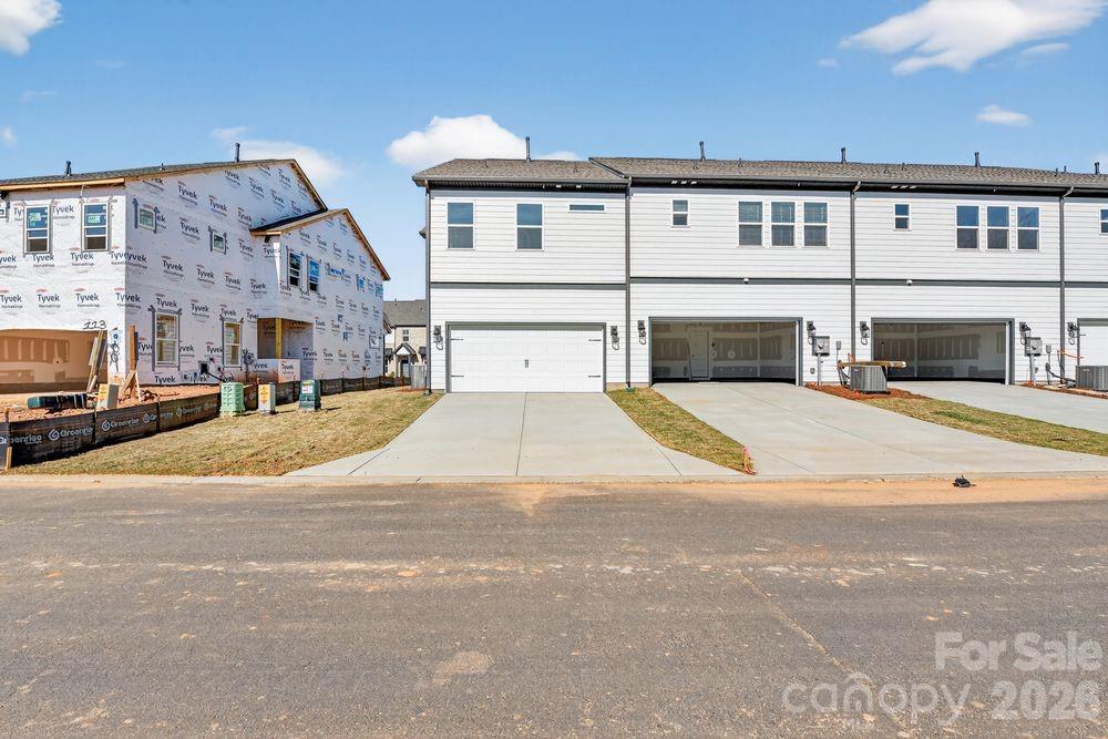 The Ridge at Sugar Creek - Residential
