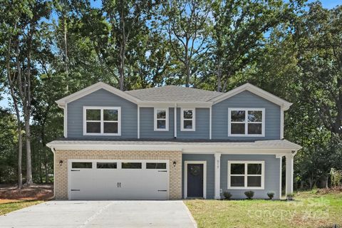 Photo of 519 Anne Avenue, Waxhaw, NC 28173 (MLS # 4307503)