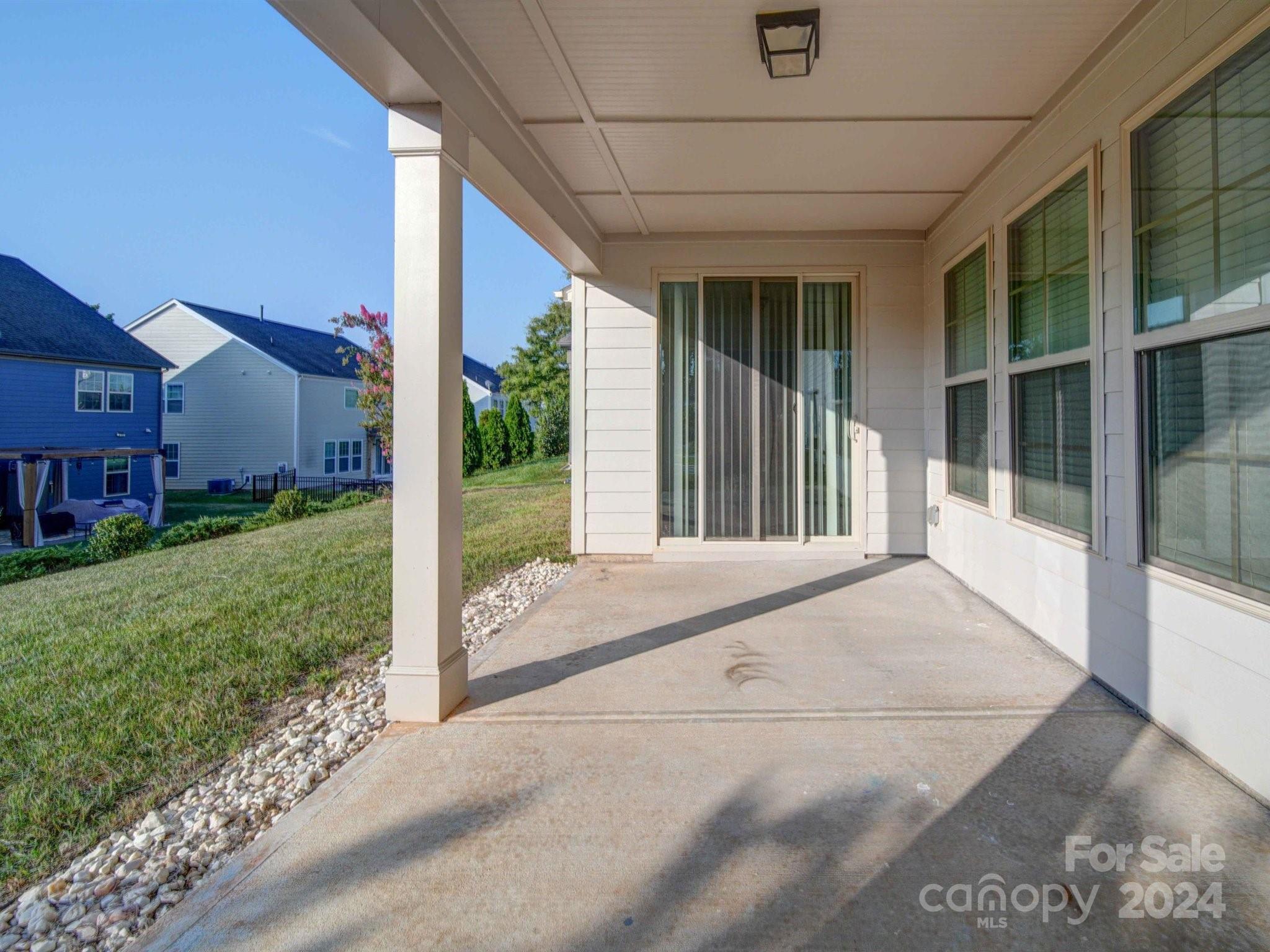 Oakland Pointe - Residential