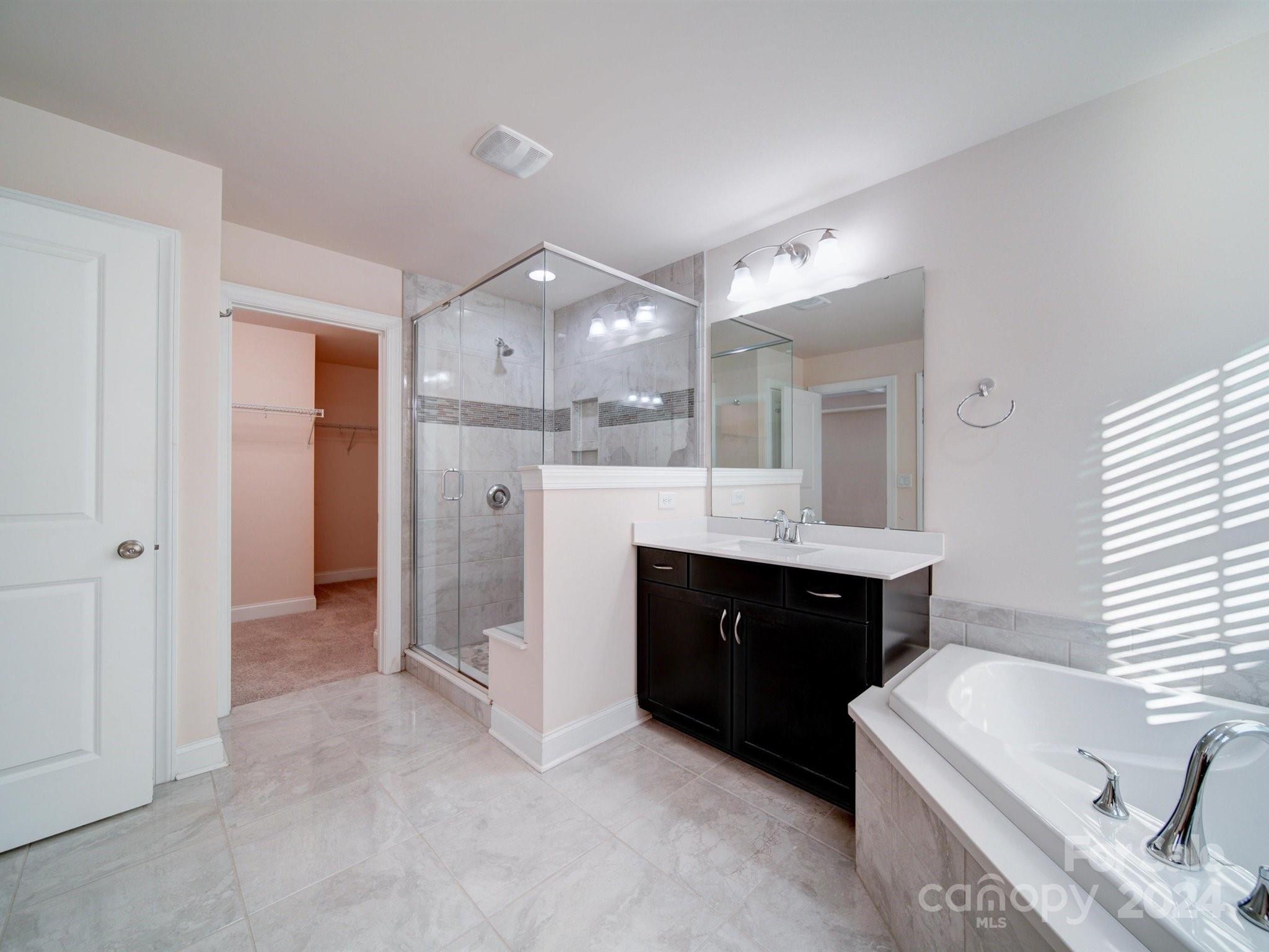 Oakland Pointe - Residential