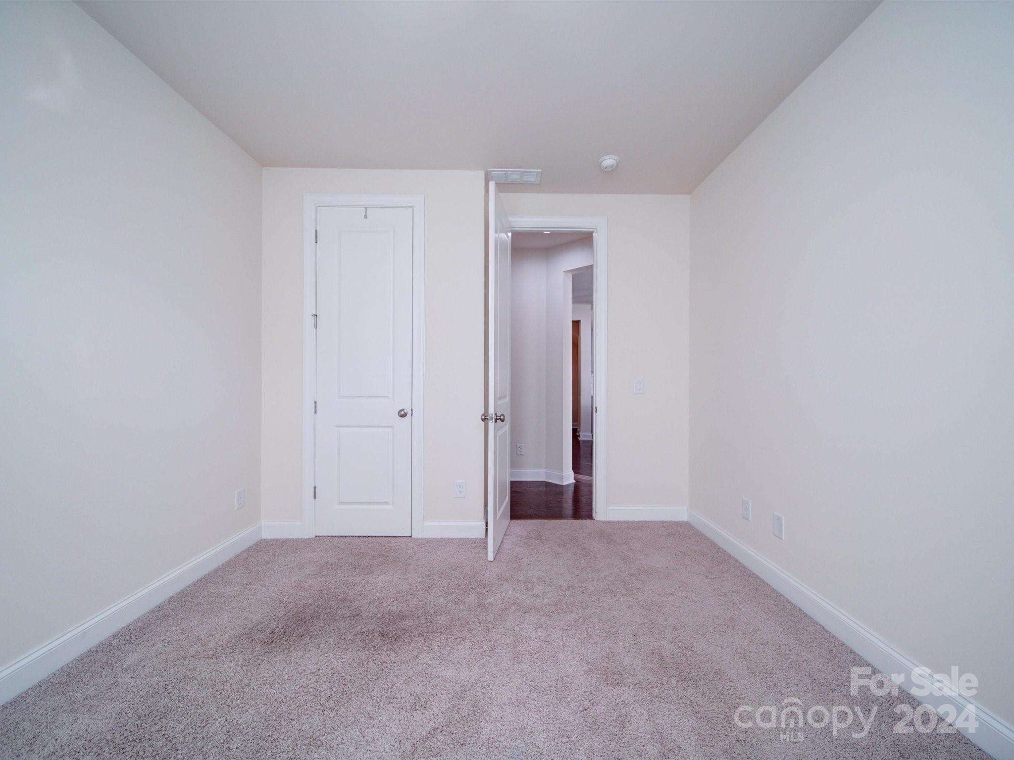 Oakland Pointe - Residential