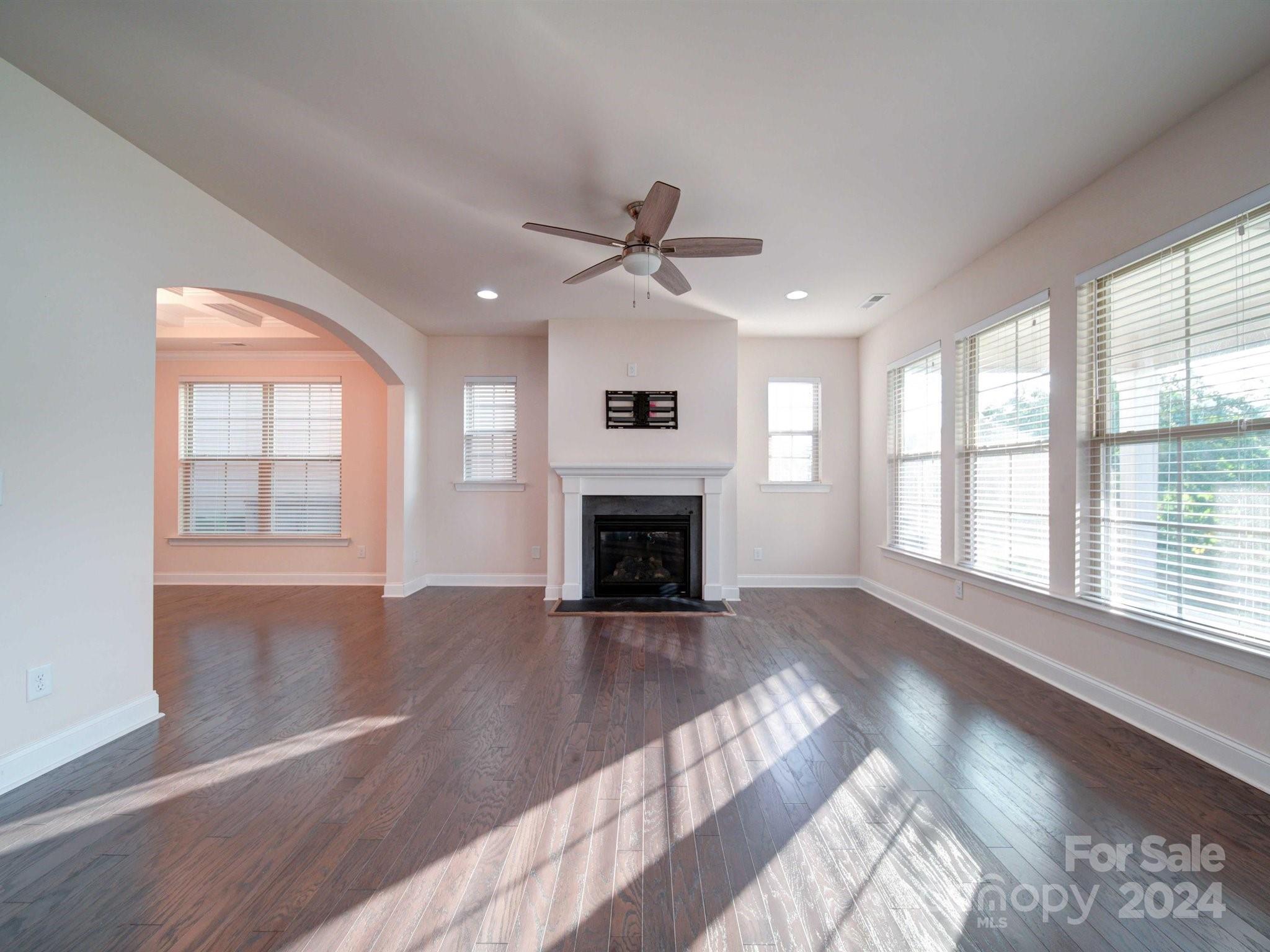 Oakland Pointe - Residential