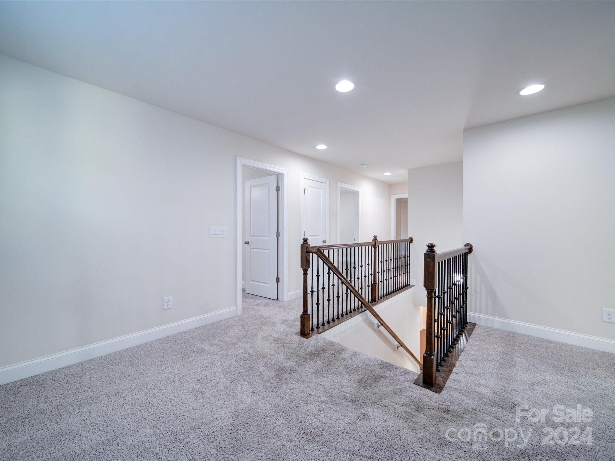 Oakland Pointe - Residential