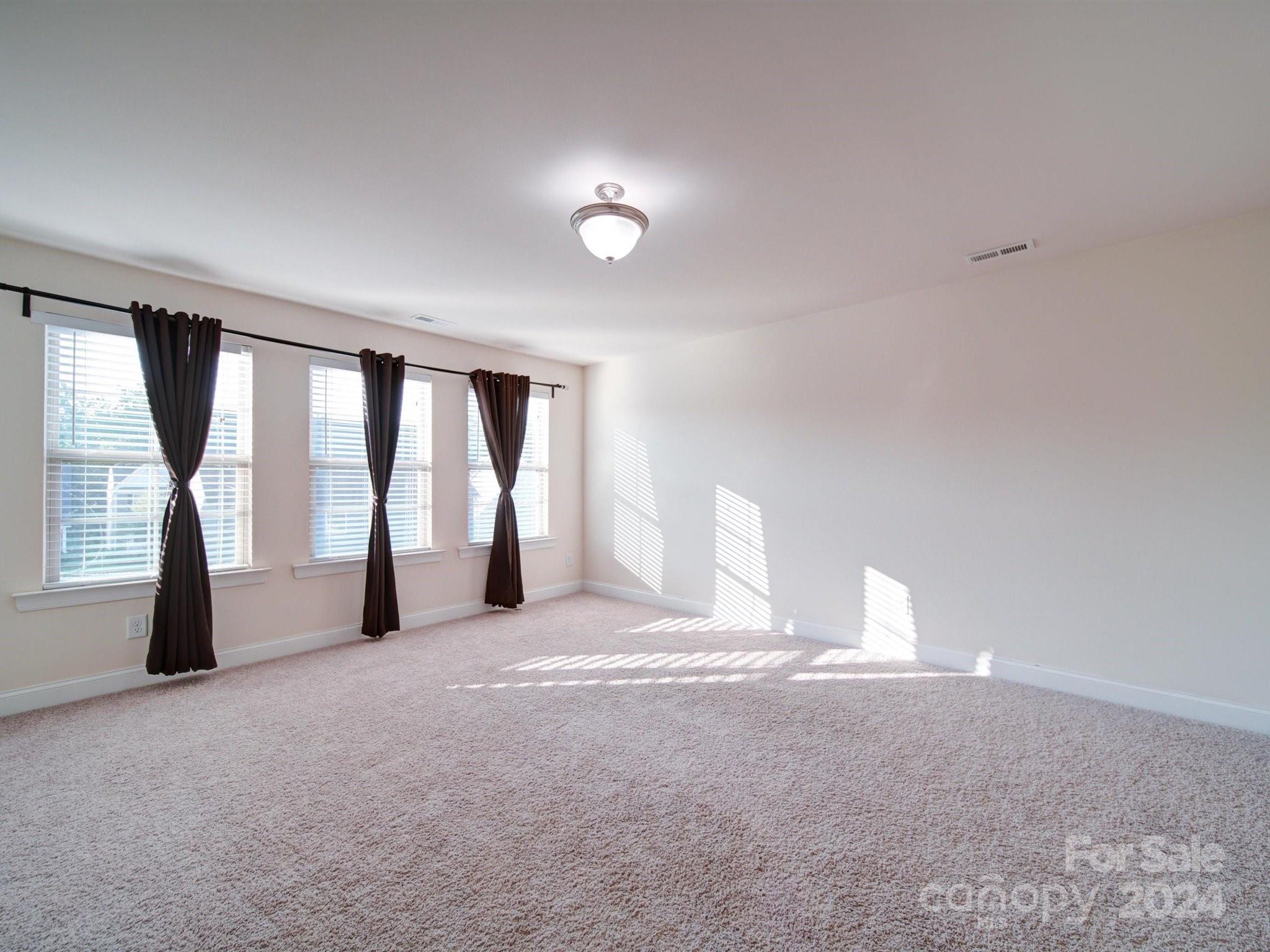 Oakland Pointe - Residential