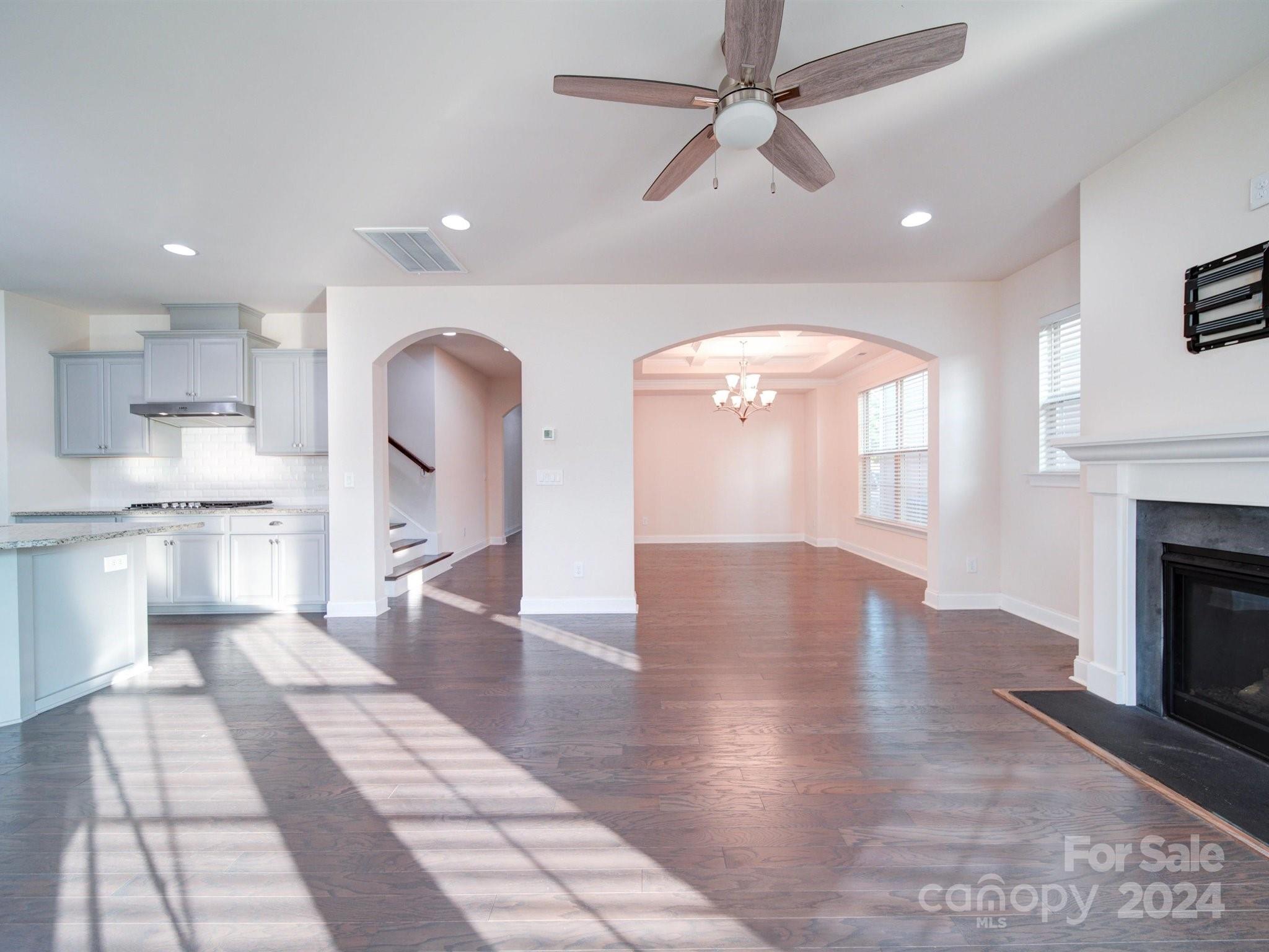 Oakland Pointe - Residential