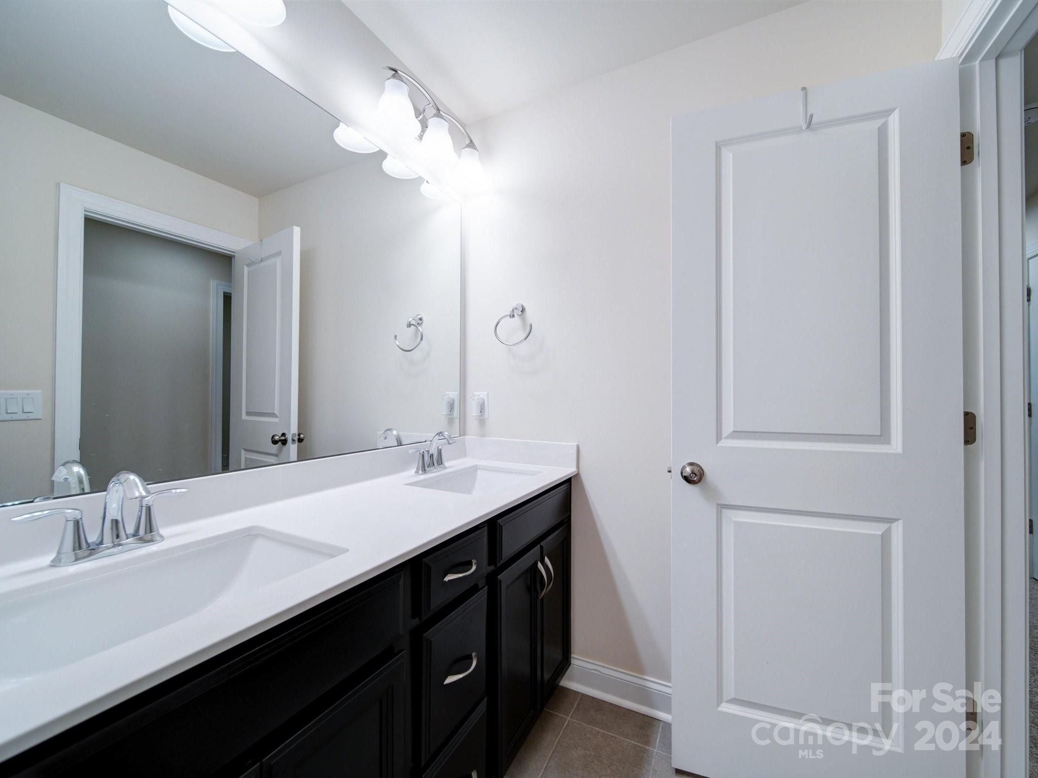 Oakland Pointe - Residential