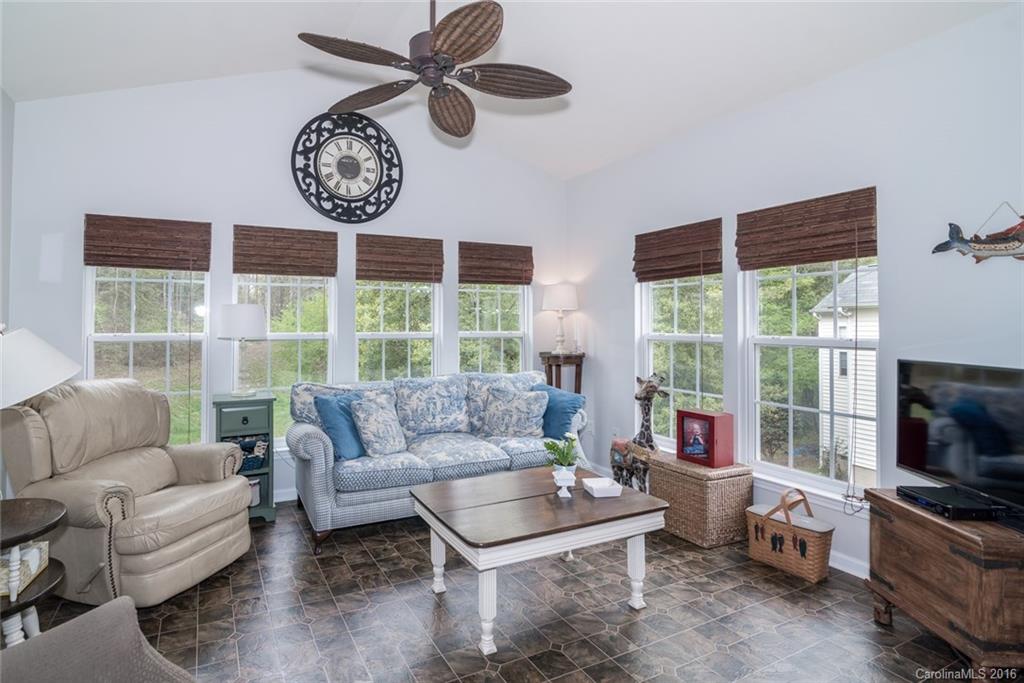 Sunset Point - Residential