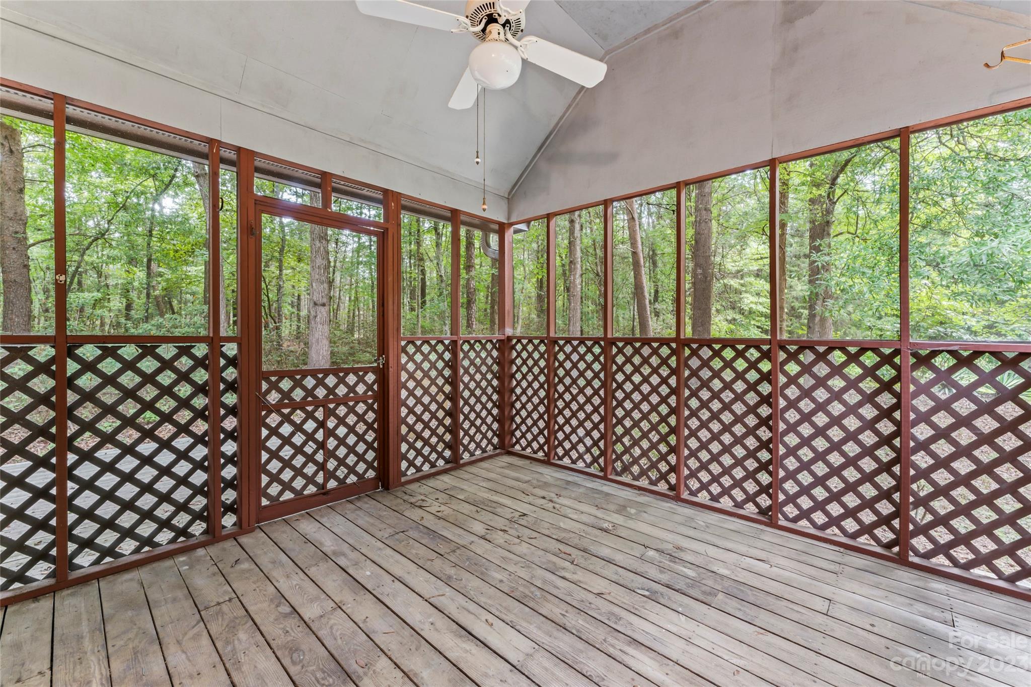 Geneva Estates - Residential