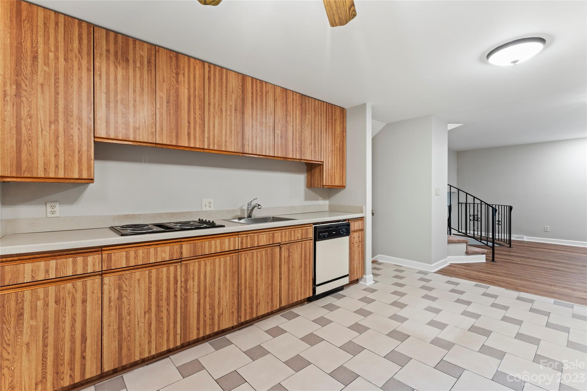 Geneva Estates - Residential