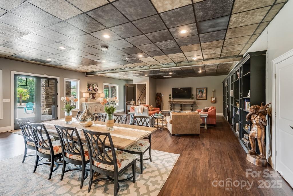 Oak Forest - Residential