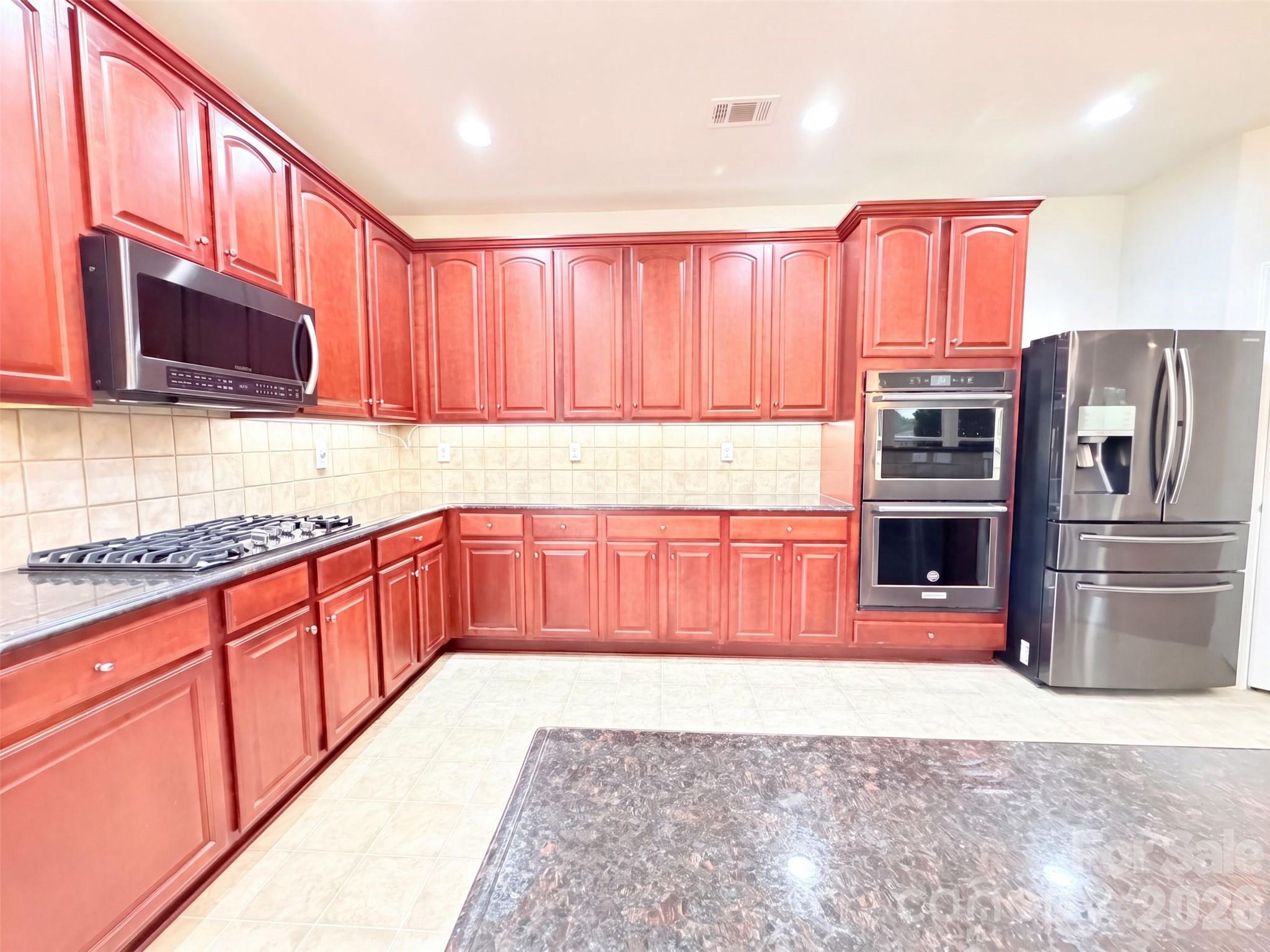 14903 Superior Street
