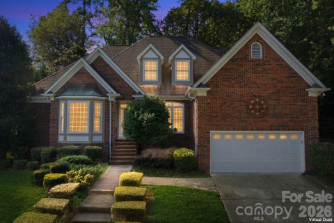Photo of 5111 Downing Creek Drive, Charlotte, NC 28269 (MLS # 4418841)