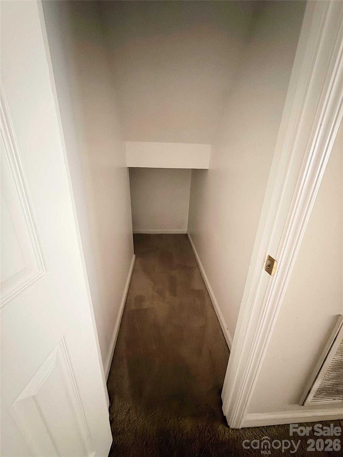 ROSSMORE - Residential