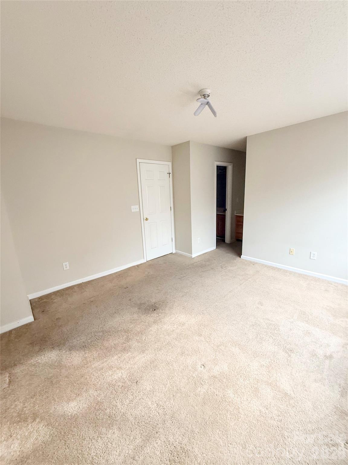 ROSSMORE - Residential