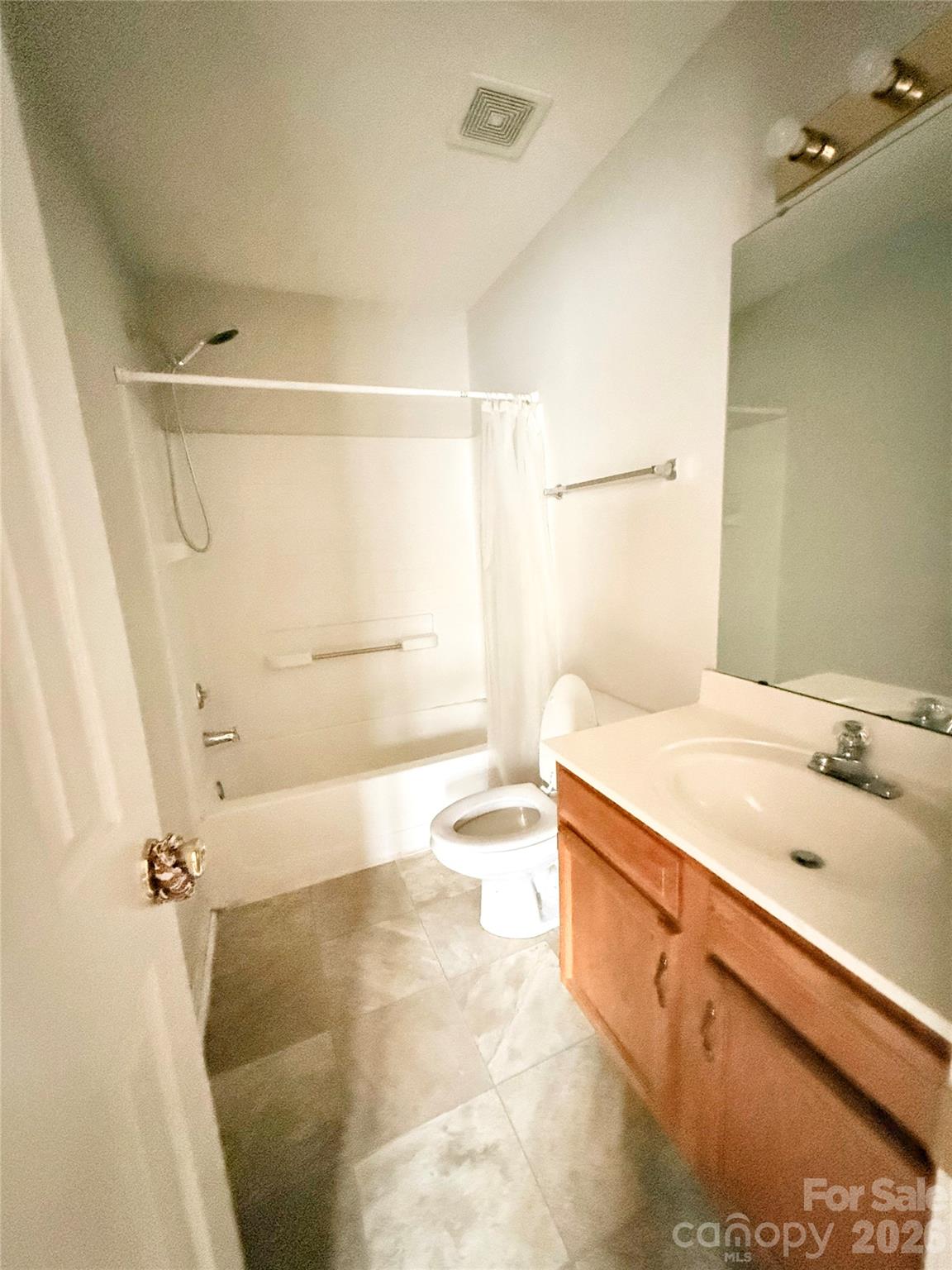 ROSSMORE - Residential