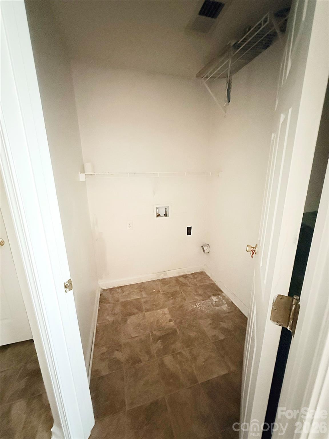 ROSSMORE - Residential