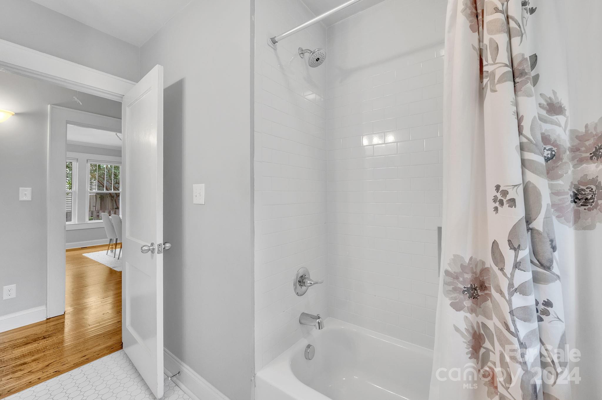 The Arts District - Residential