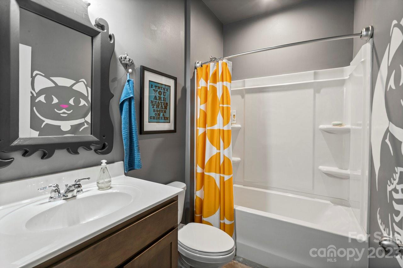 Starmount Cove - Residential