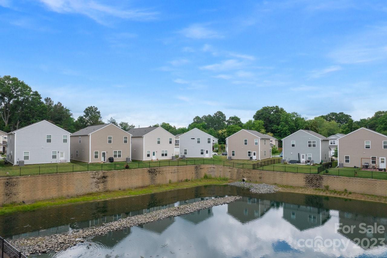 Starmount Cove - Residential