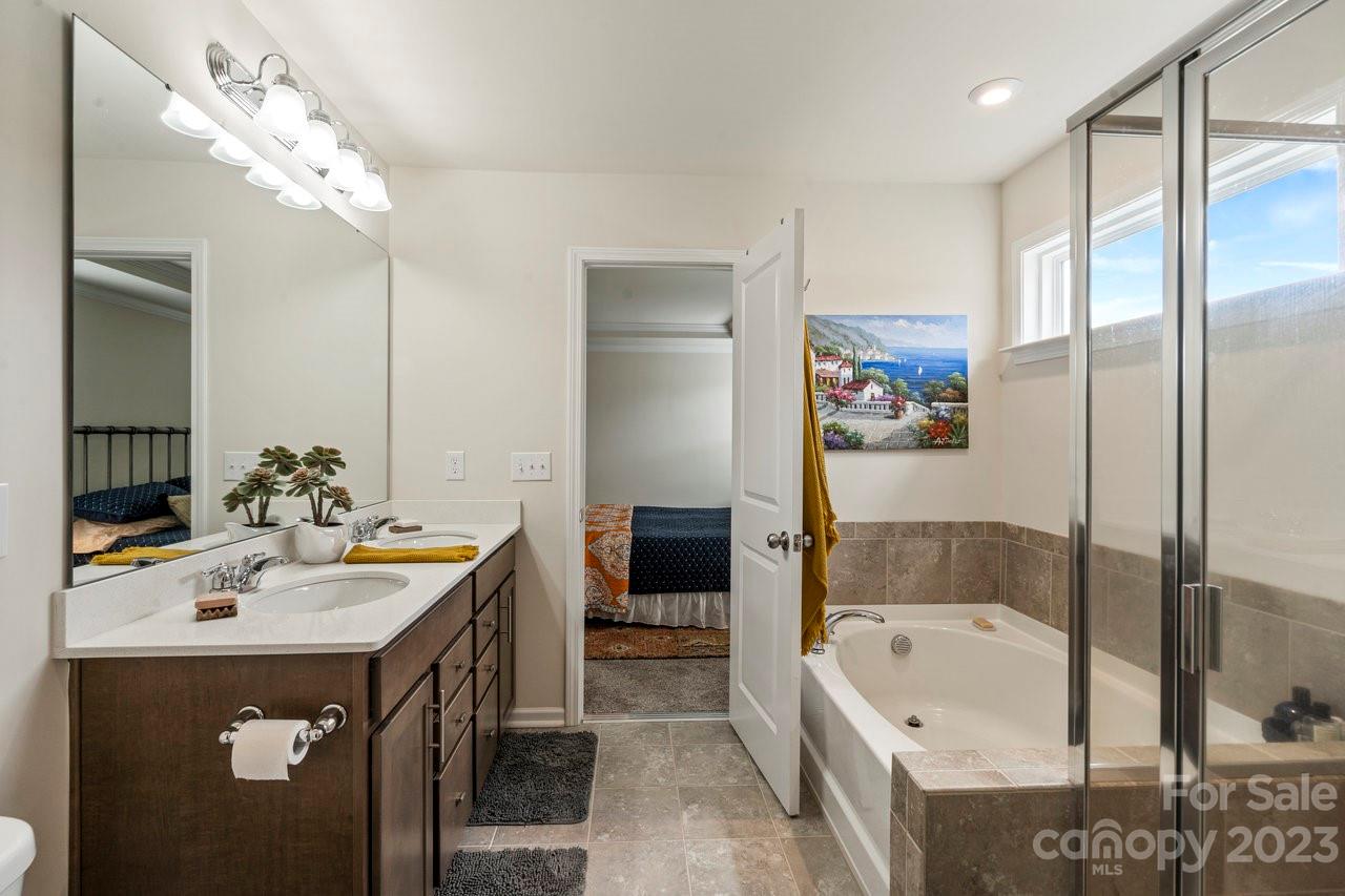 Starmount Cove - Residential